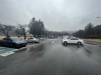 전력연구원 대운동장 주차장